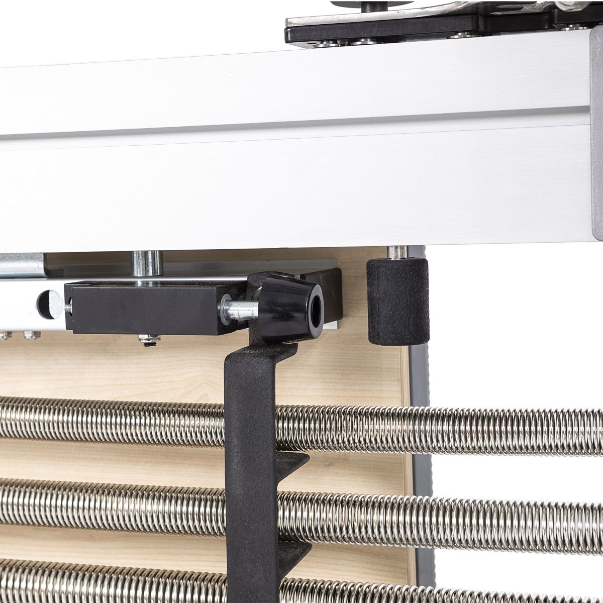 Mentor Aluminium Reformer spring bar detail