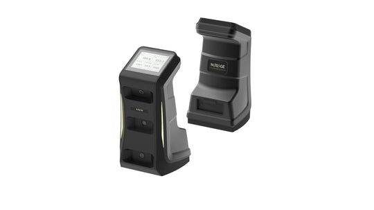 NVISAGE NEO-E portable golf launch monitor with included accessories