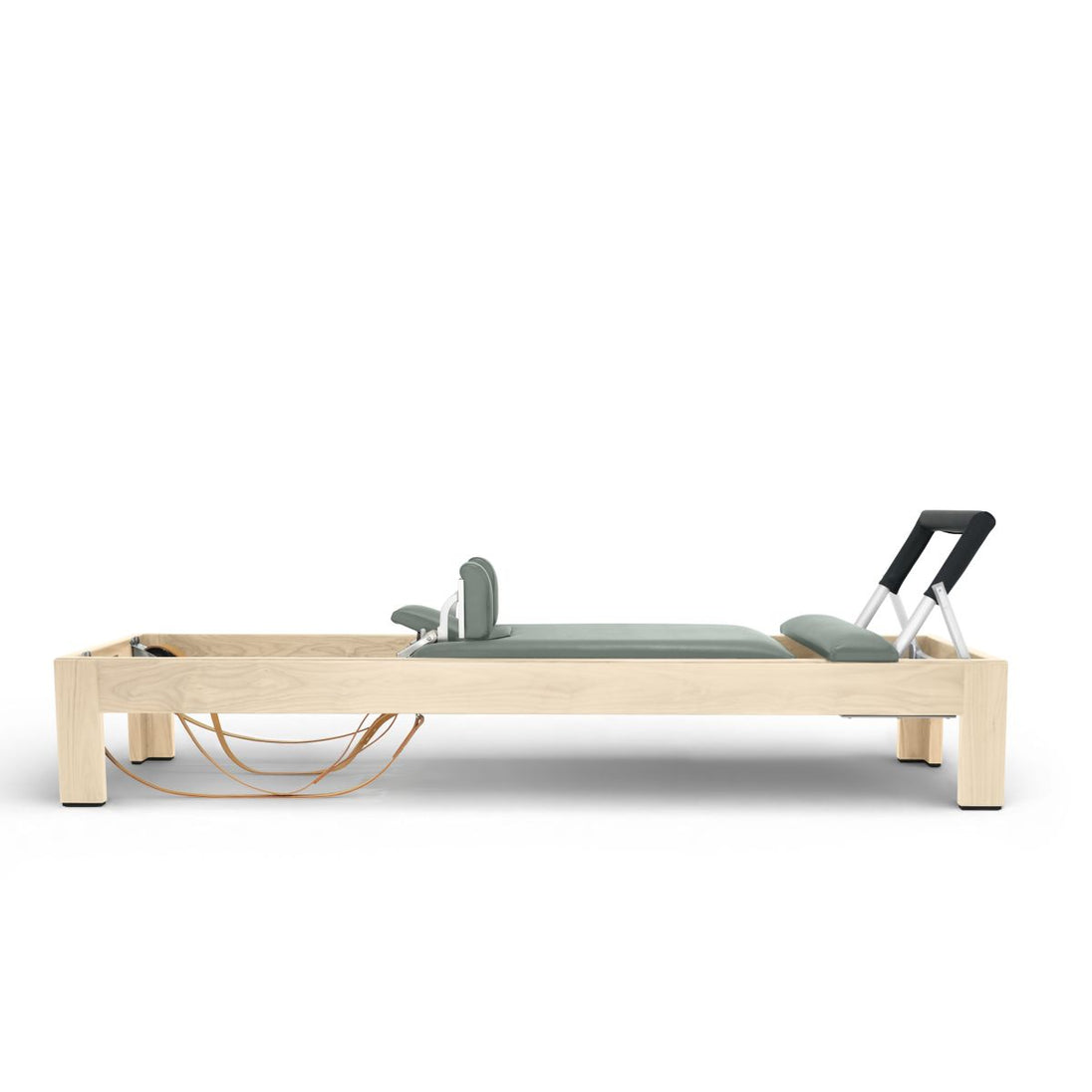 Natural Wood Classic Reformer in Eucalyptus